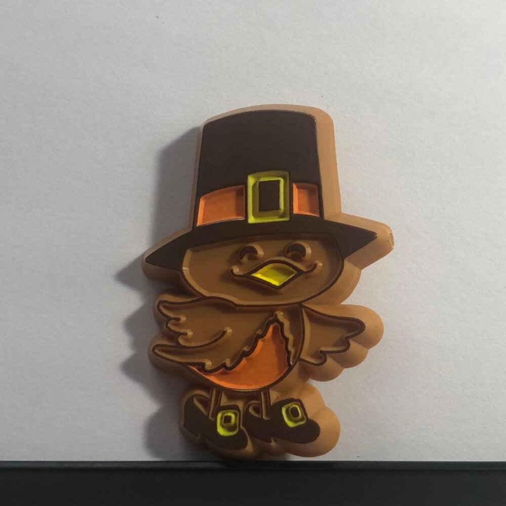 New Vintage Hallmark Lapel Pin Thanksgiving Bird Pilgrim Hat Turkey Brooch Fall